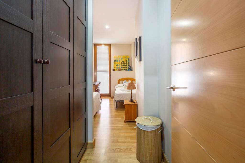 Marieta Apartment By The Castle With Ac Alicante Dış mekan fotoğraf