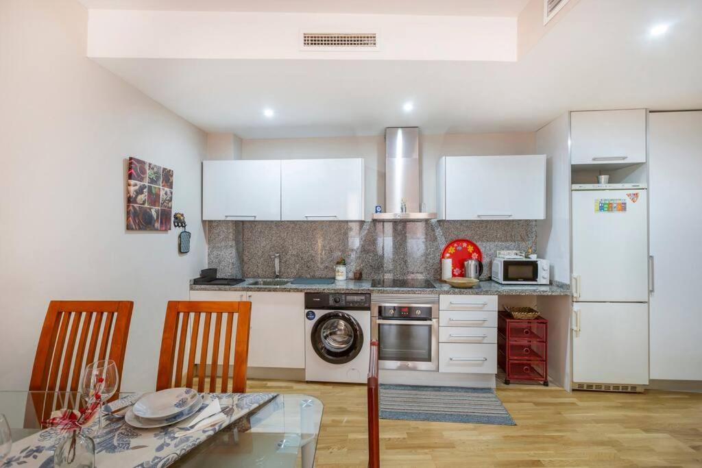 Marieta Apartment By The Castle With Ac Alicante Dış mekan fotoğraf